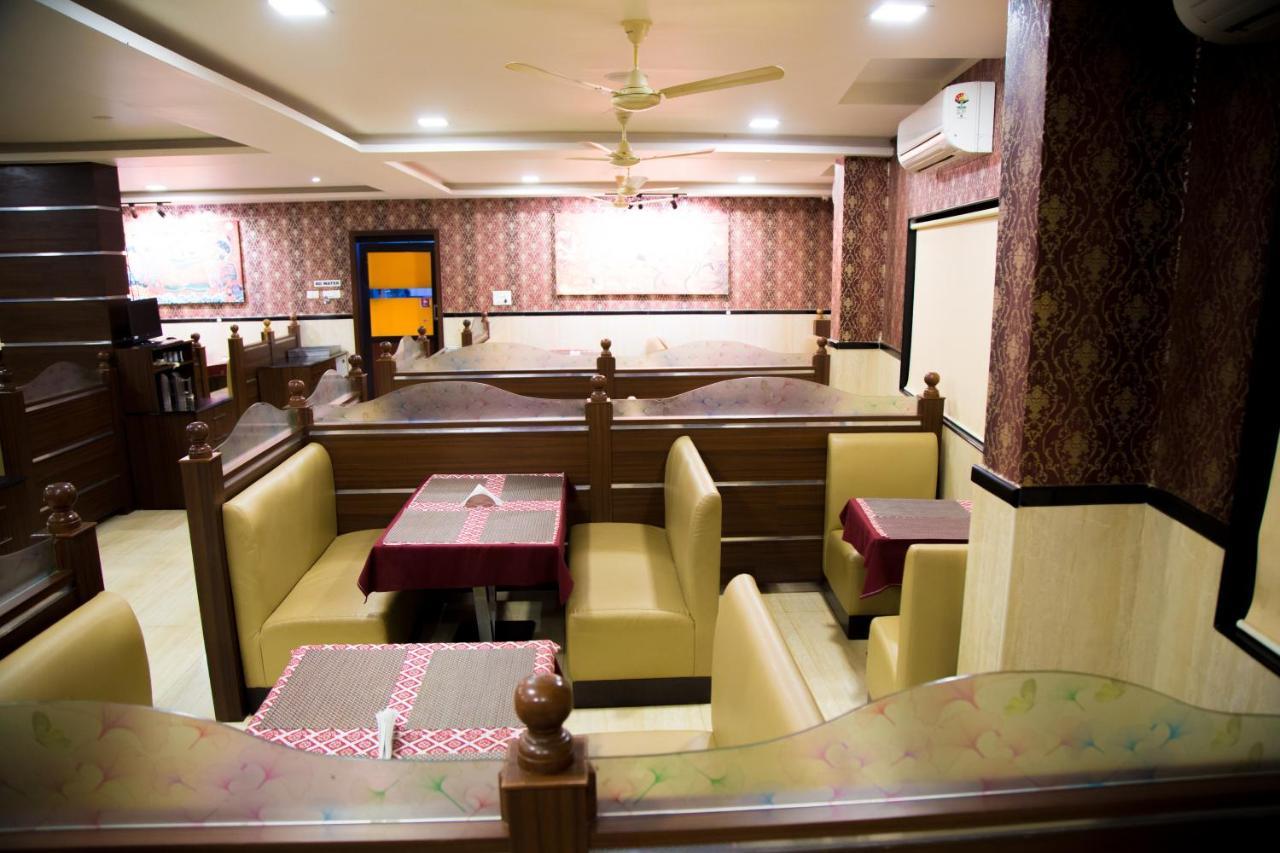 Hotel Mahalakshmi Residency Kolluru Exterior foto