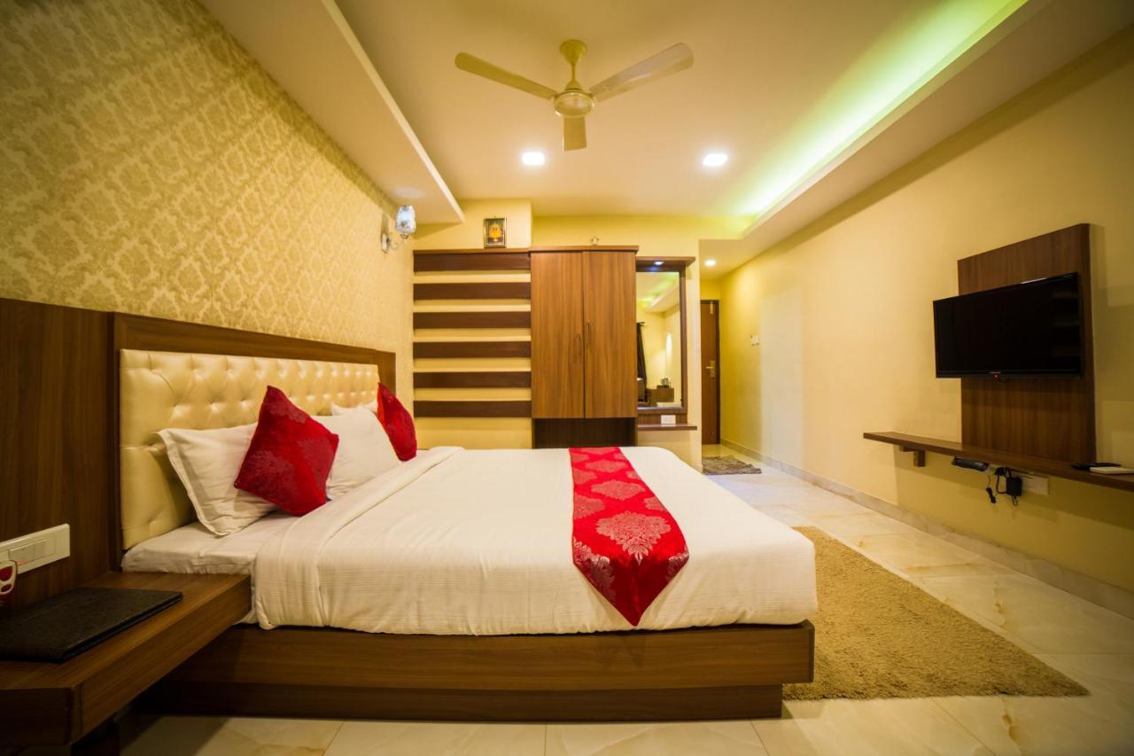 Hotel Mahalakshmi Residency Kolluru Exterior foto